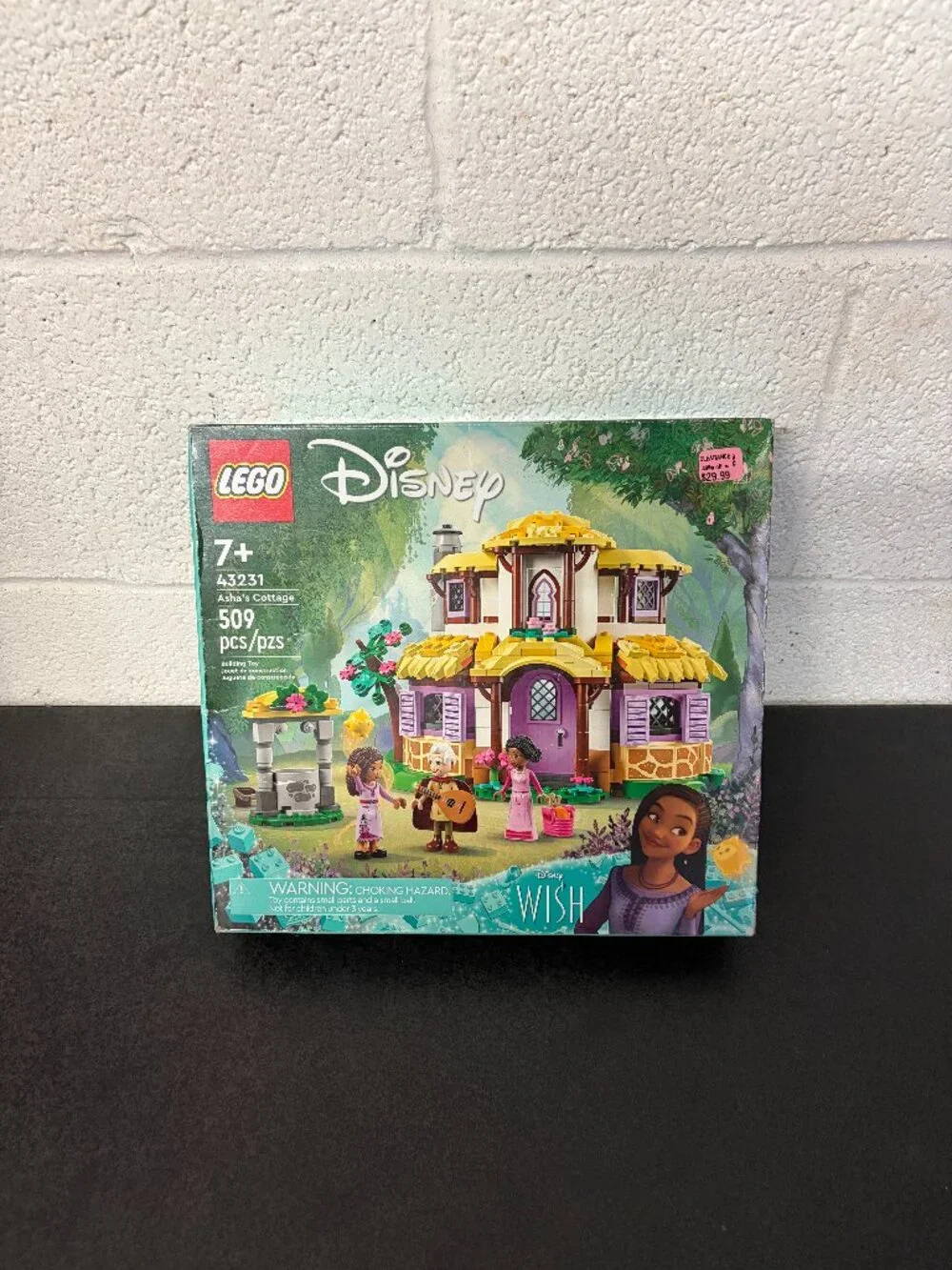 LEGO Disney Princess: Asha's Cottage (43231)
